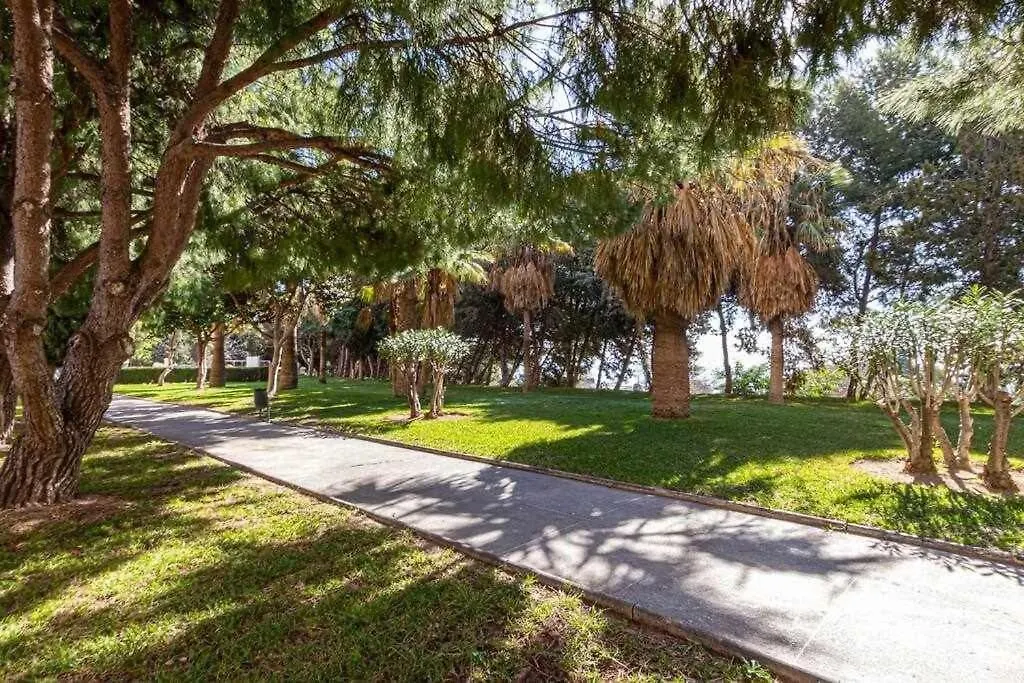 797 Holiday Rentals - Equipado Estudio Cerca Del Parque La Paloma Benalmádena Apartman